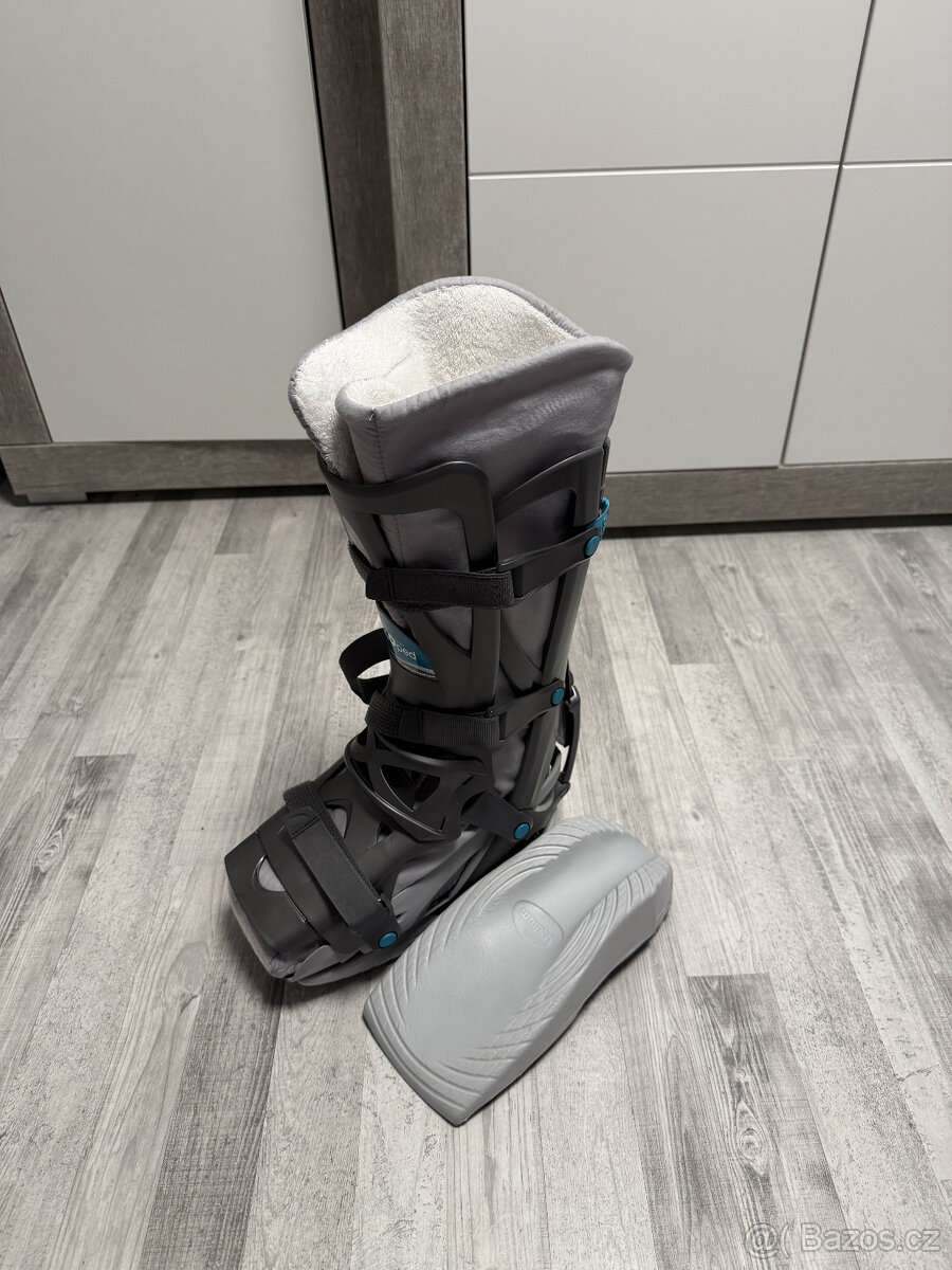 Ortéza VACOped velikost M - 13