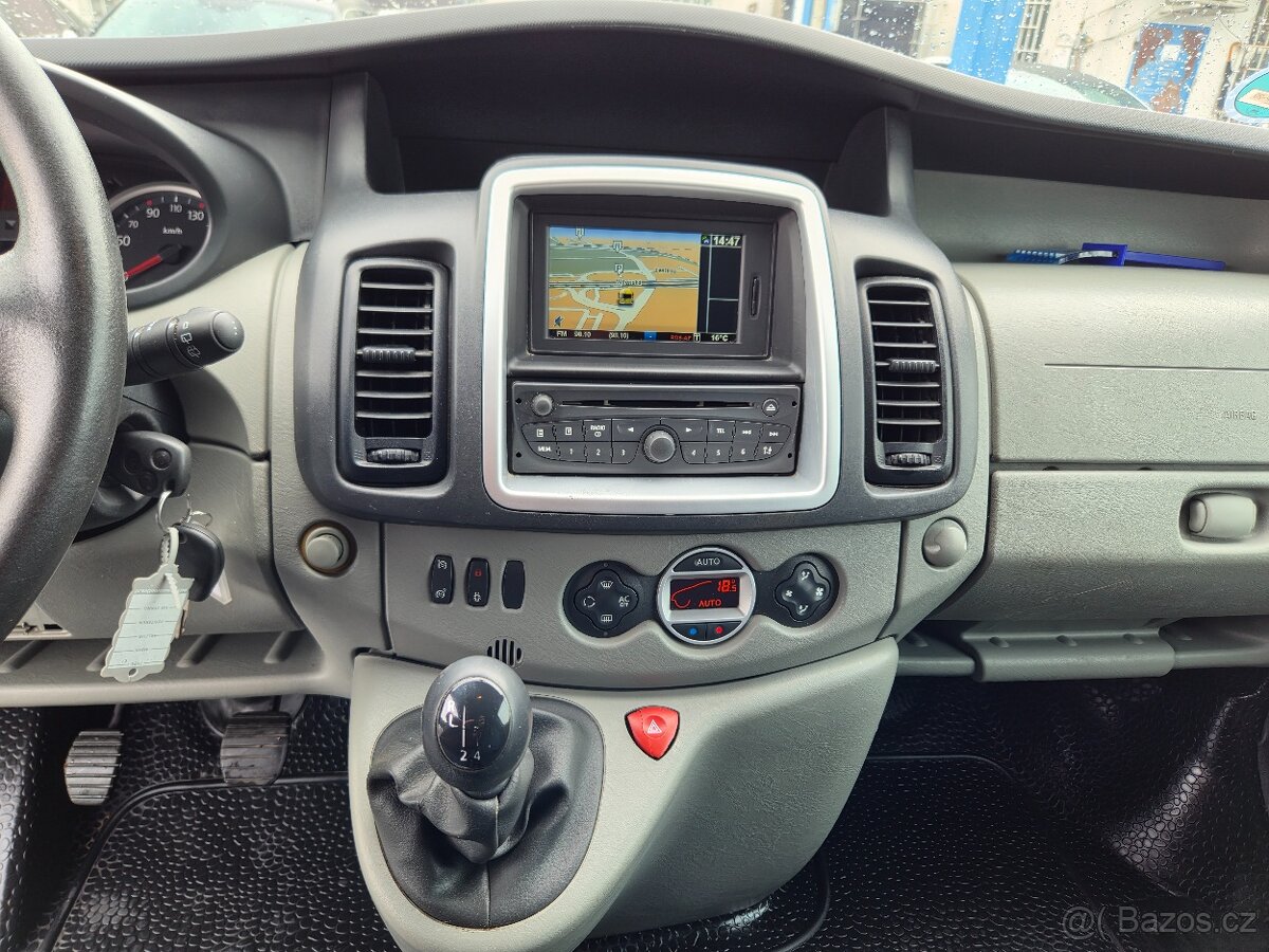 RENAULT TRAFIC 2.0 CDTI 84KW LONG 2012 - 13