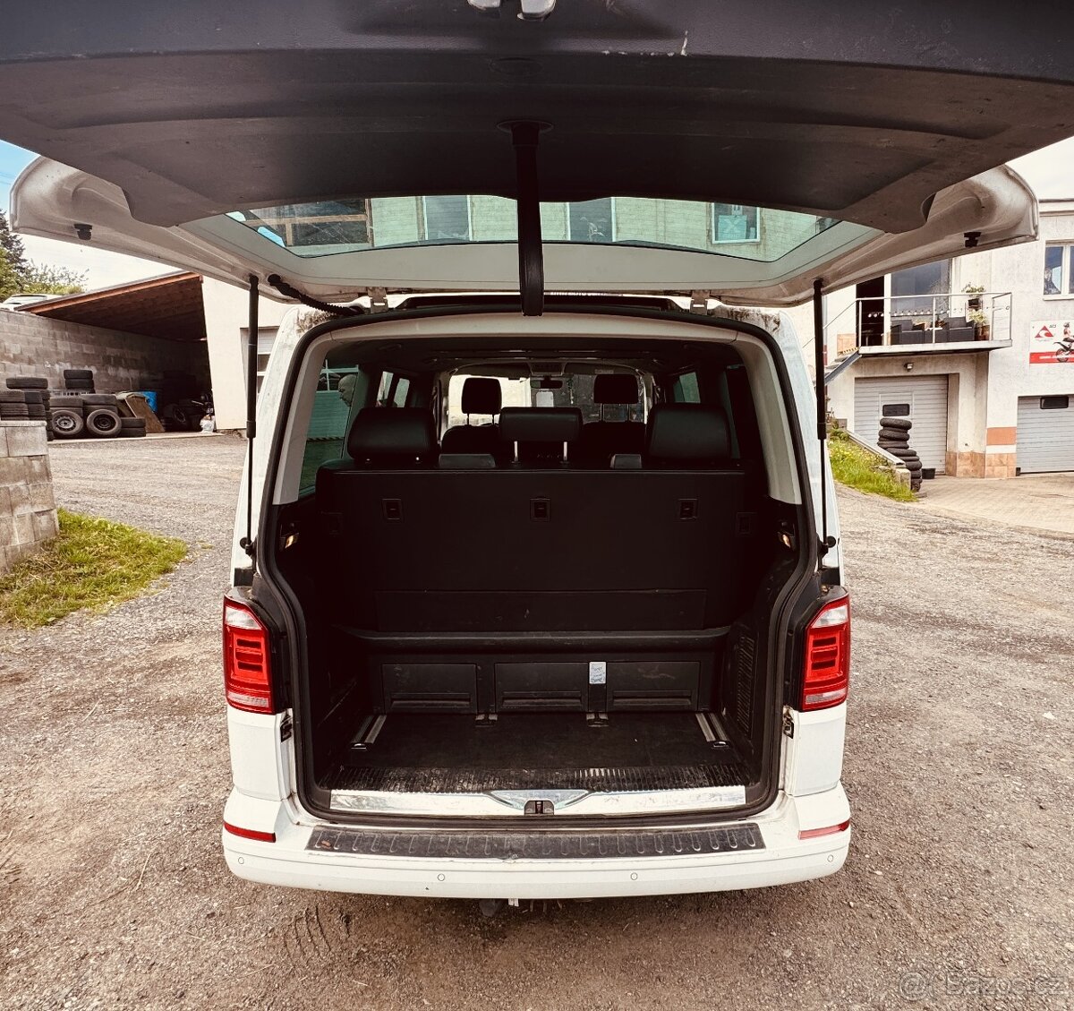 Volkswagen Multivan T6 - 13