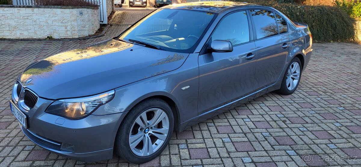 BMW e60 523i 2009 - 13