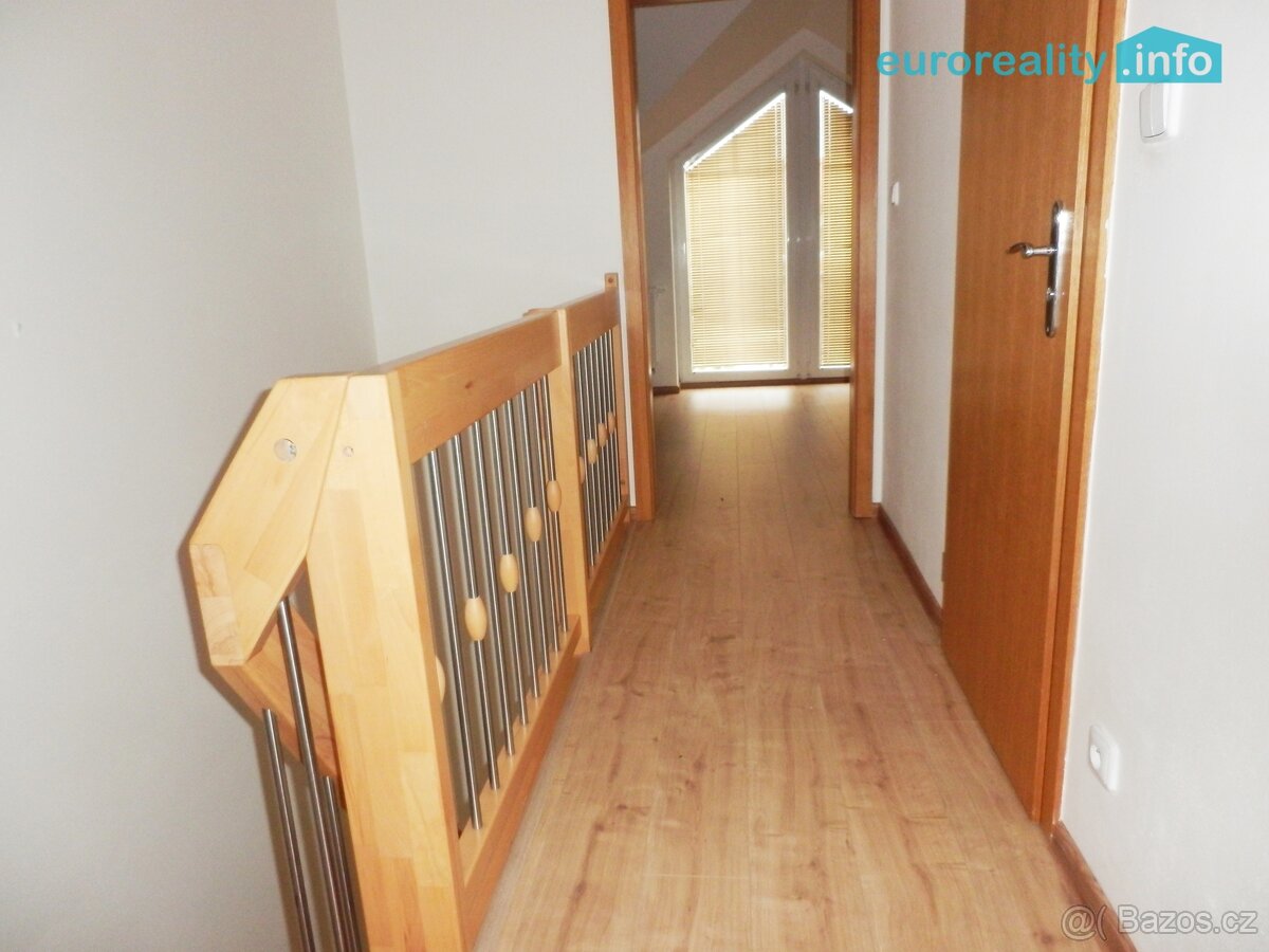 Prodej, rodinný dům, 88 m2 na pozemku 165 m2, Bašť, Praha-vý - 13