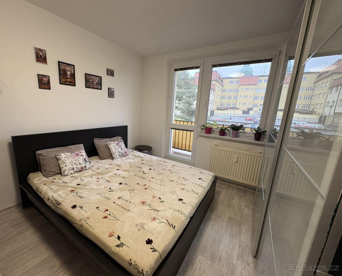 Prodej bytu 3+1 Vsetín - 13