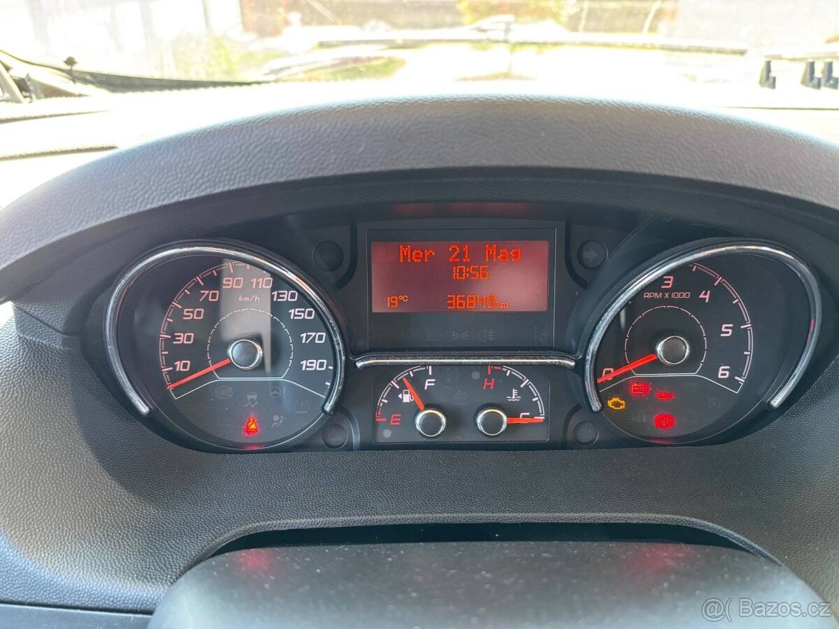 Laika Ecovip, 691 2.3JTD, 180 ps, TOP STAV - 13