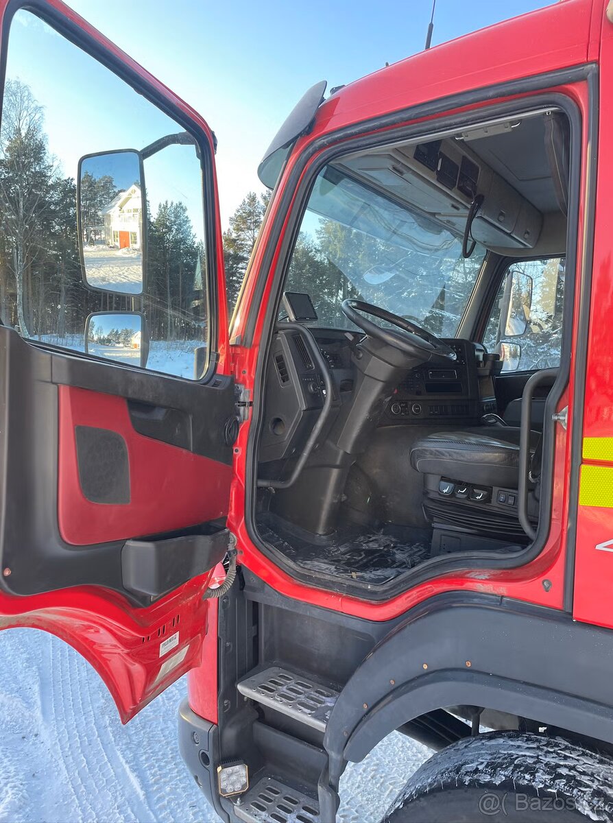 Volvo FMX 460 8x4 sklápěč - 13