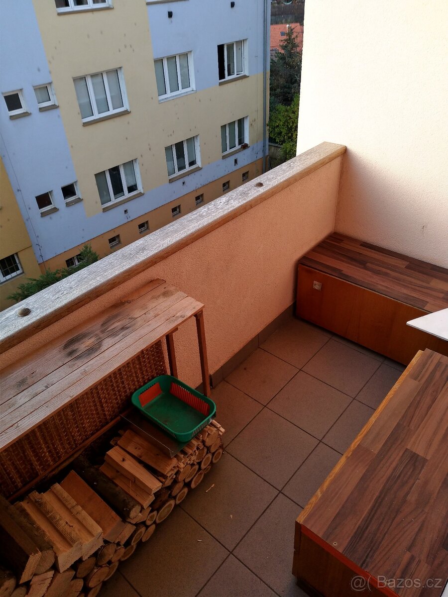 Byt 2+kk s lodžií, 56 m2 - 13