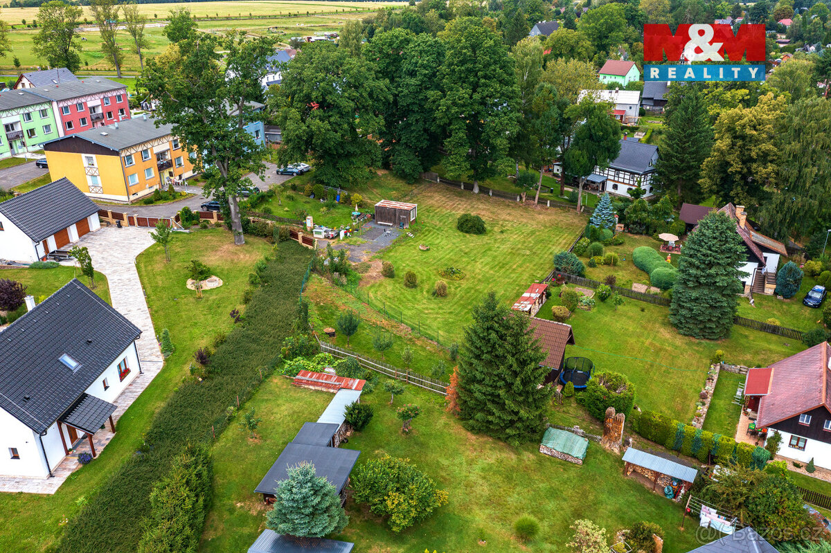 Prodej pozemku k bydlení, 1380 m², Růžová - 13