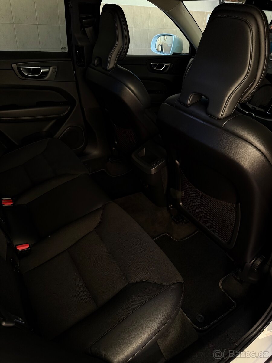 Volvo XC60 B4 D, AWD Momentum Pro - 13