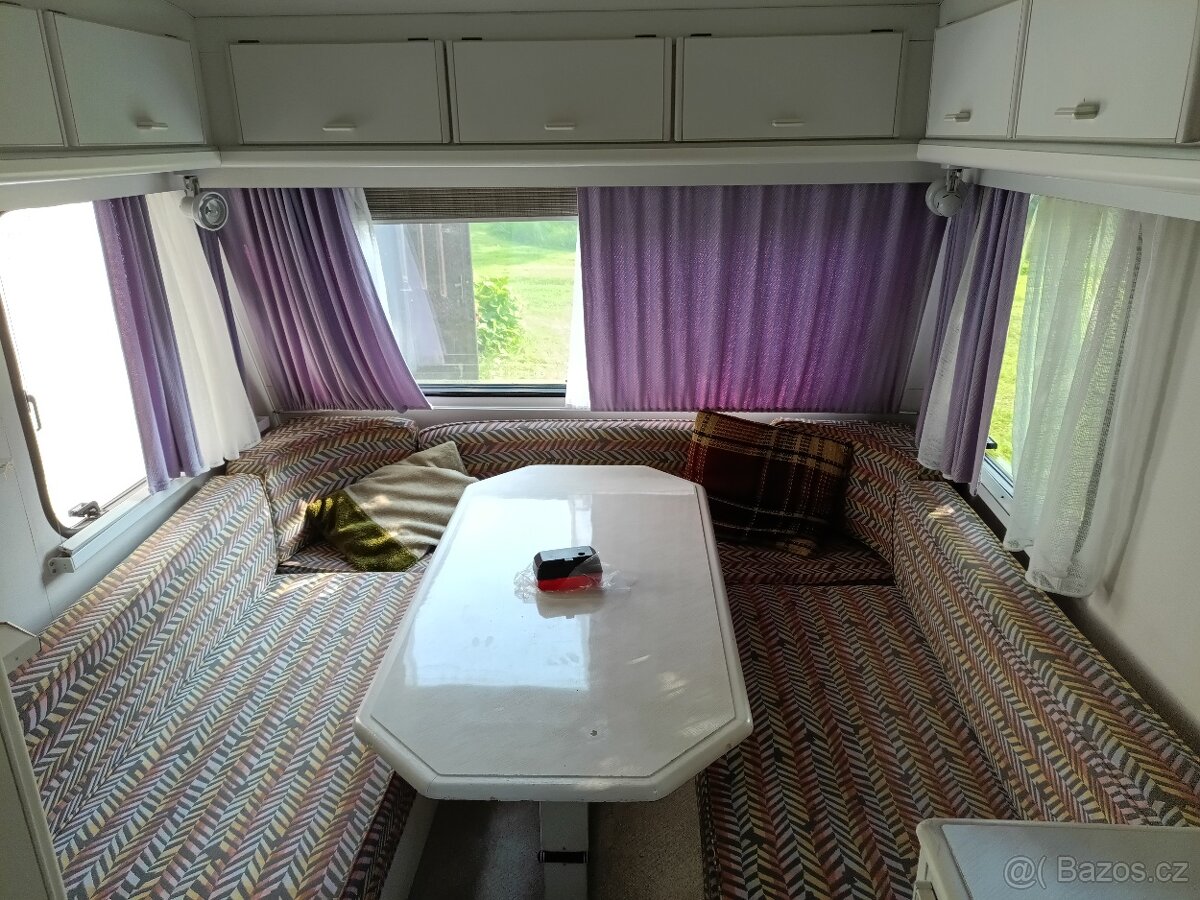 Obytný přívěs Adria - 13
