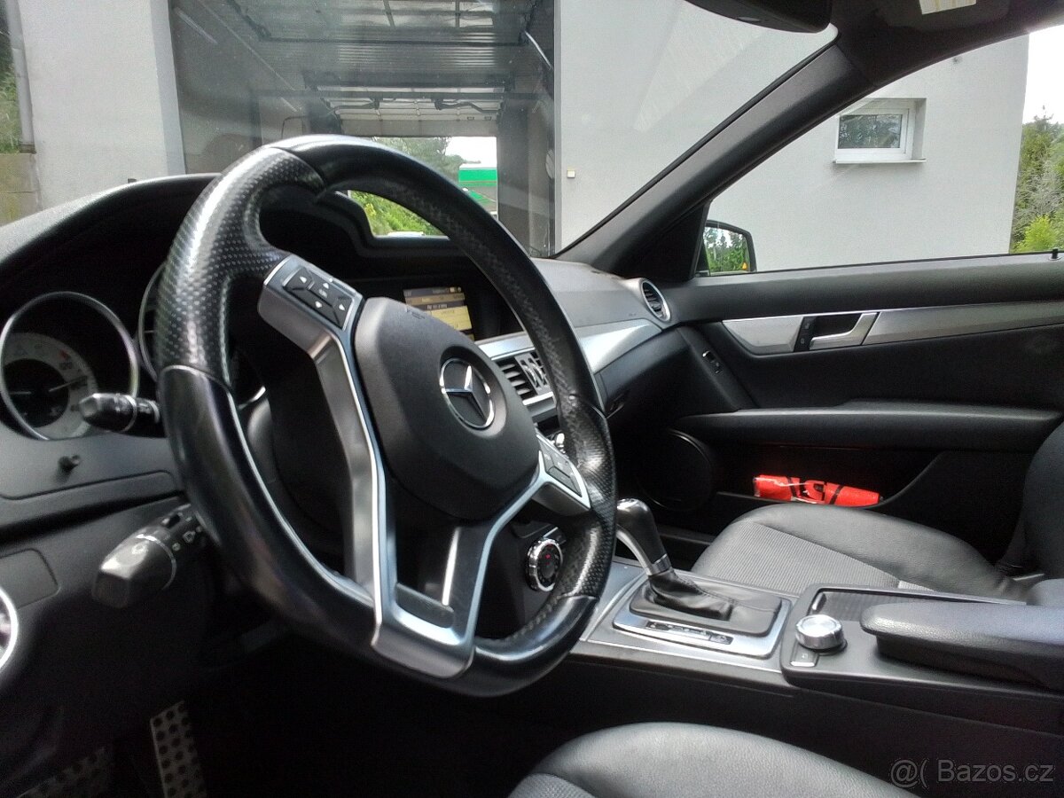 MB 300cdi 4matik AMG paket - 13