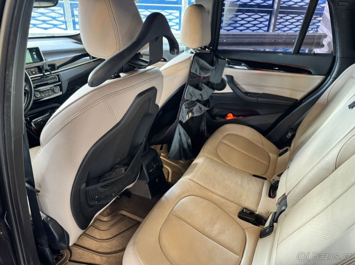BMW X1 - 13