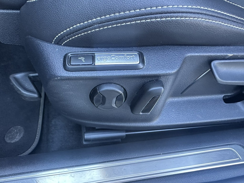 VW Passat 2.0 TDi 110kW serviska - 13