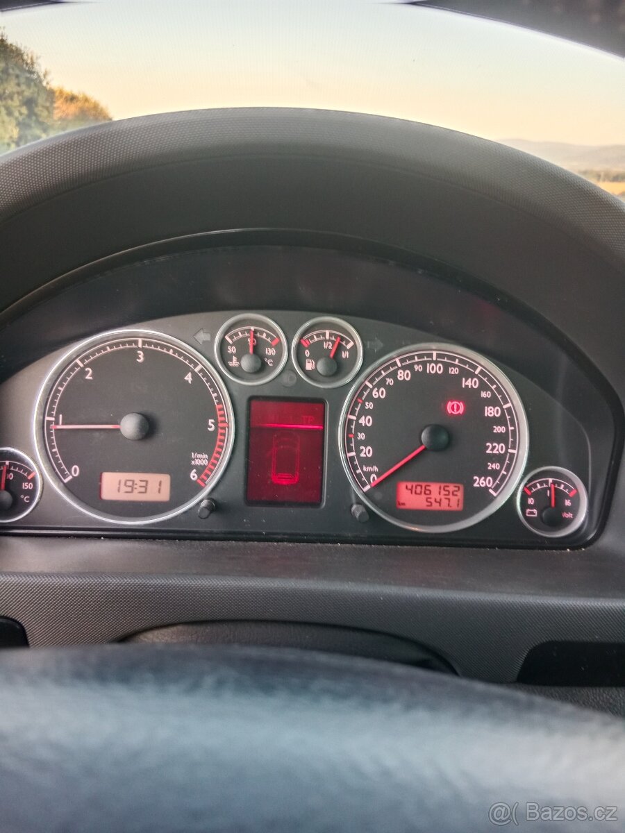Seat Alhambra 1.9 TDI 96kw - 13