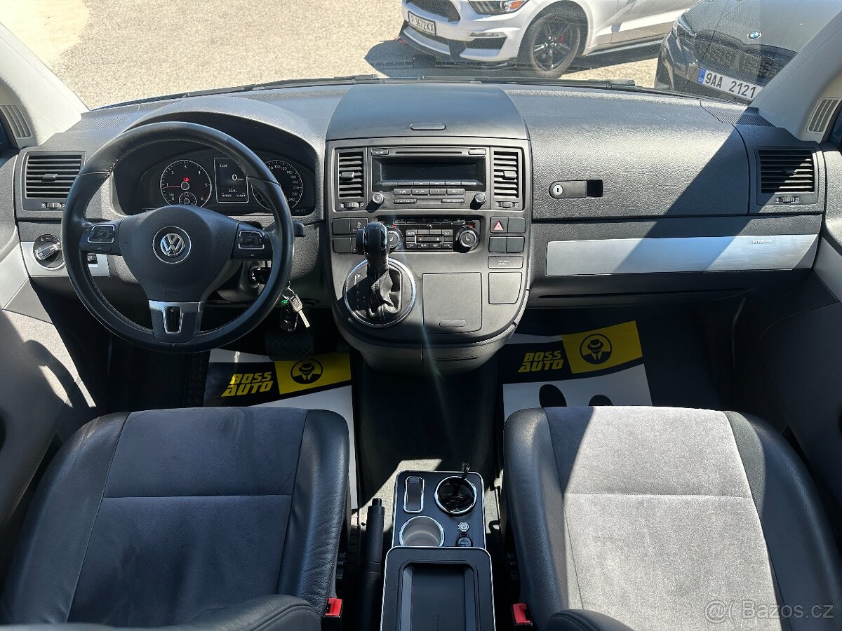 Volkswagen Multivan 2014 - 13