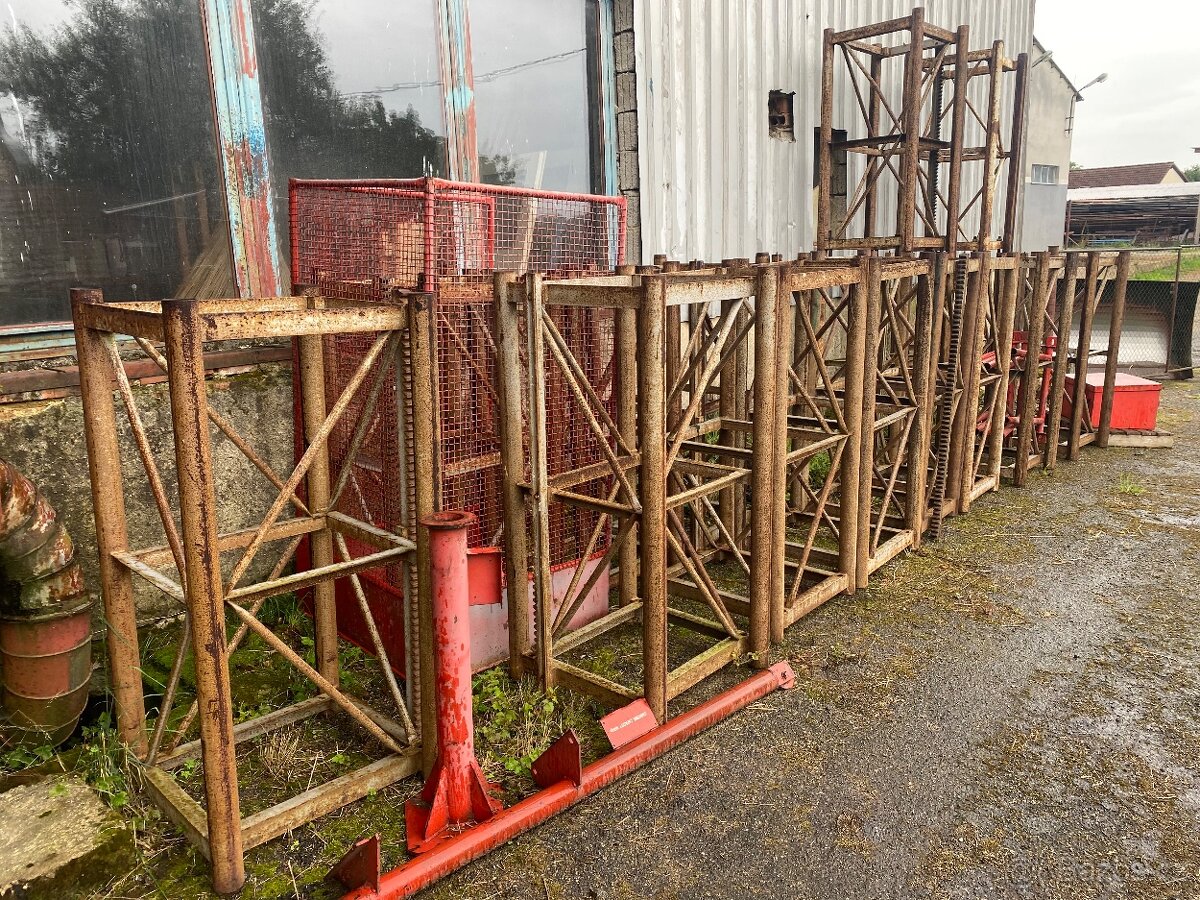 Pracovní plošina Stros - 13