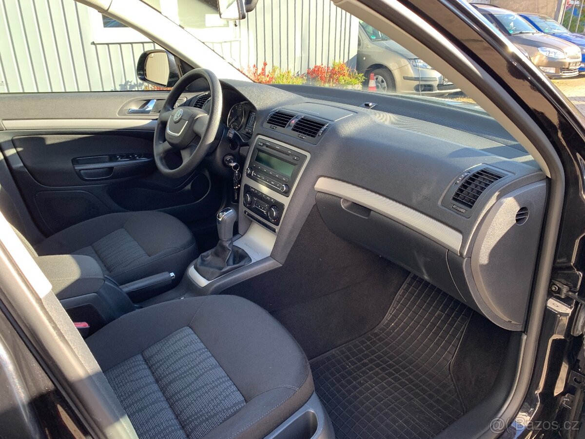 Škoda Octavia II FL 1.6 MPI Elegance r.v.2012 - 13