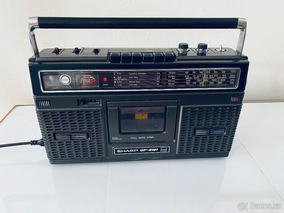 Radiomagnetofon Sharp GF-8181, rok 1978 - 13