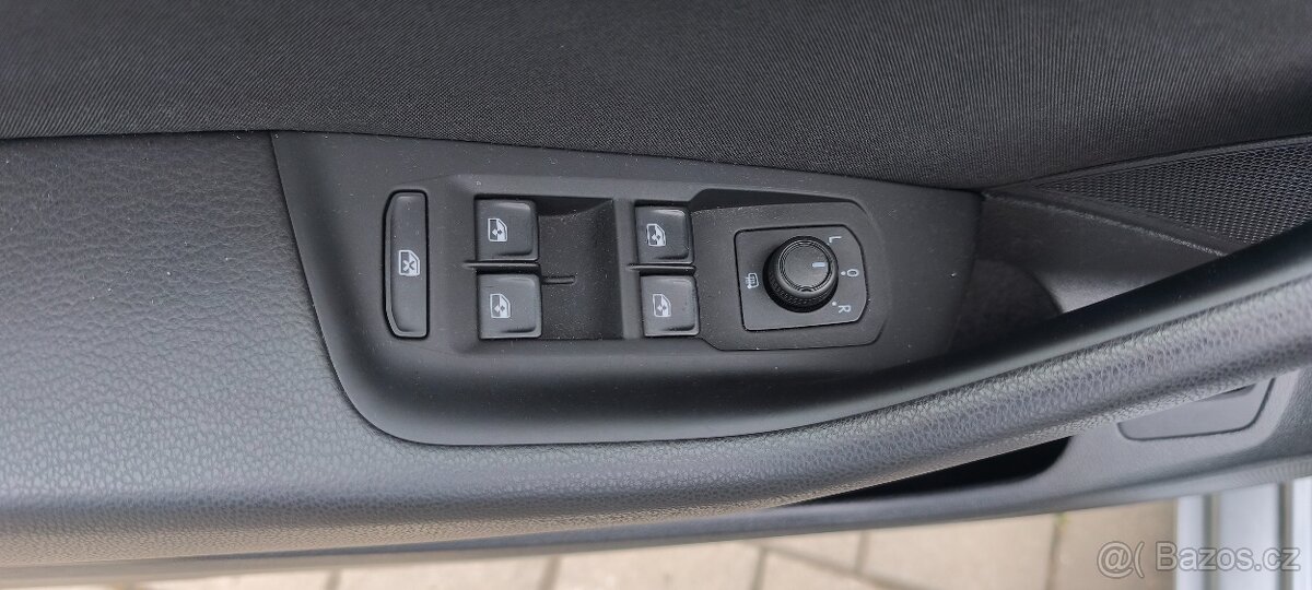 VW Passat B8 facelift Variant 1.5 TSi 2020 - 13