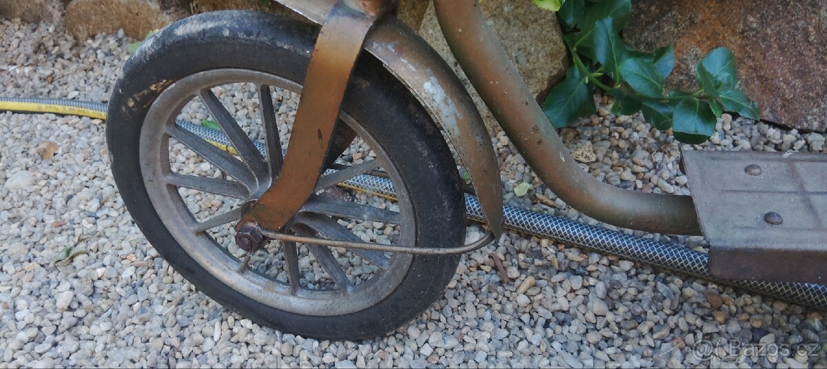 Retro koloběžka skládací - 13