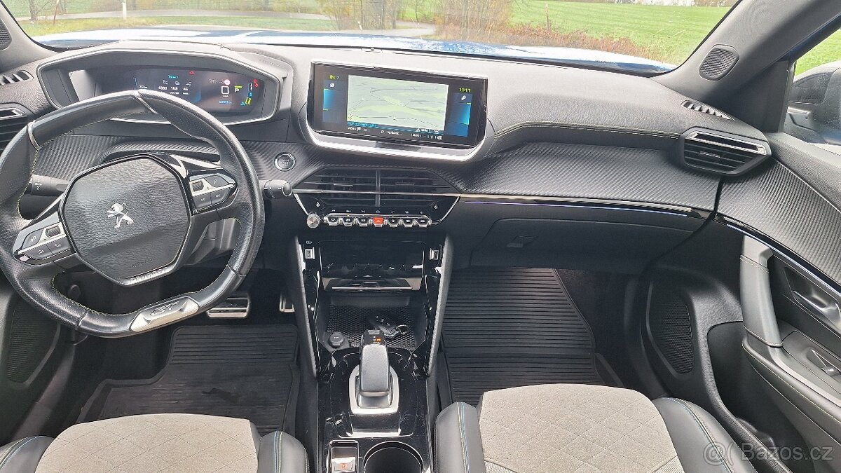 Peugeot e2008 GT 2021 - 13