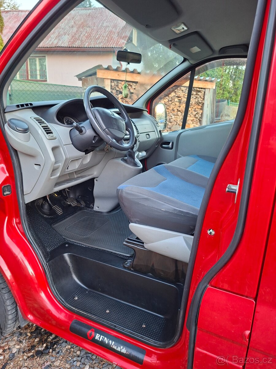 Prodam Renault Trafic 2.0 DCI - 13