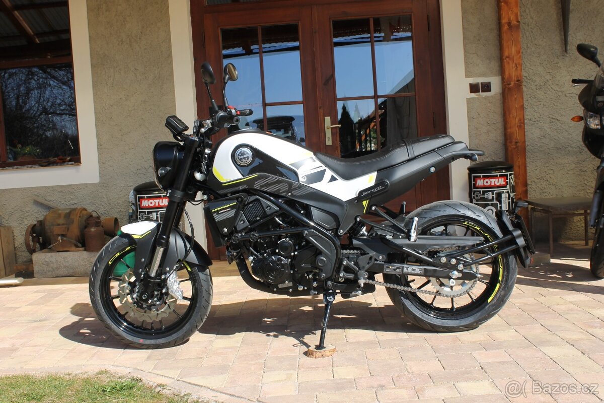 Benelli Leoncino 250 - 13