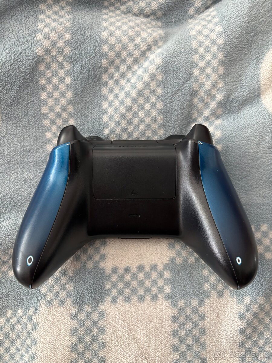 Xbox One + ovladač + originální krabice - 13