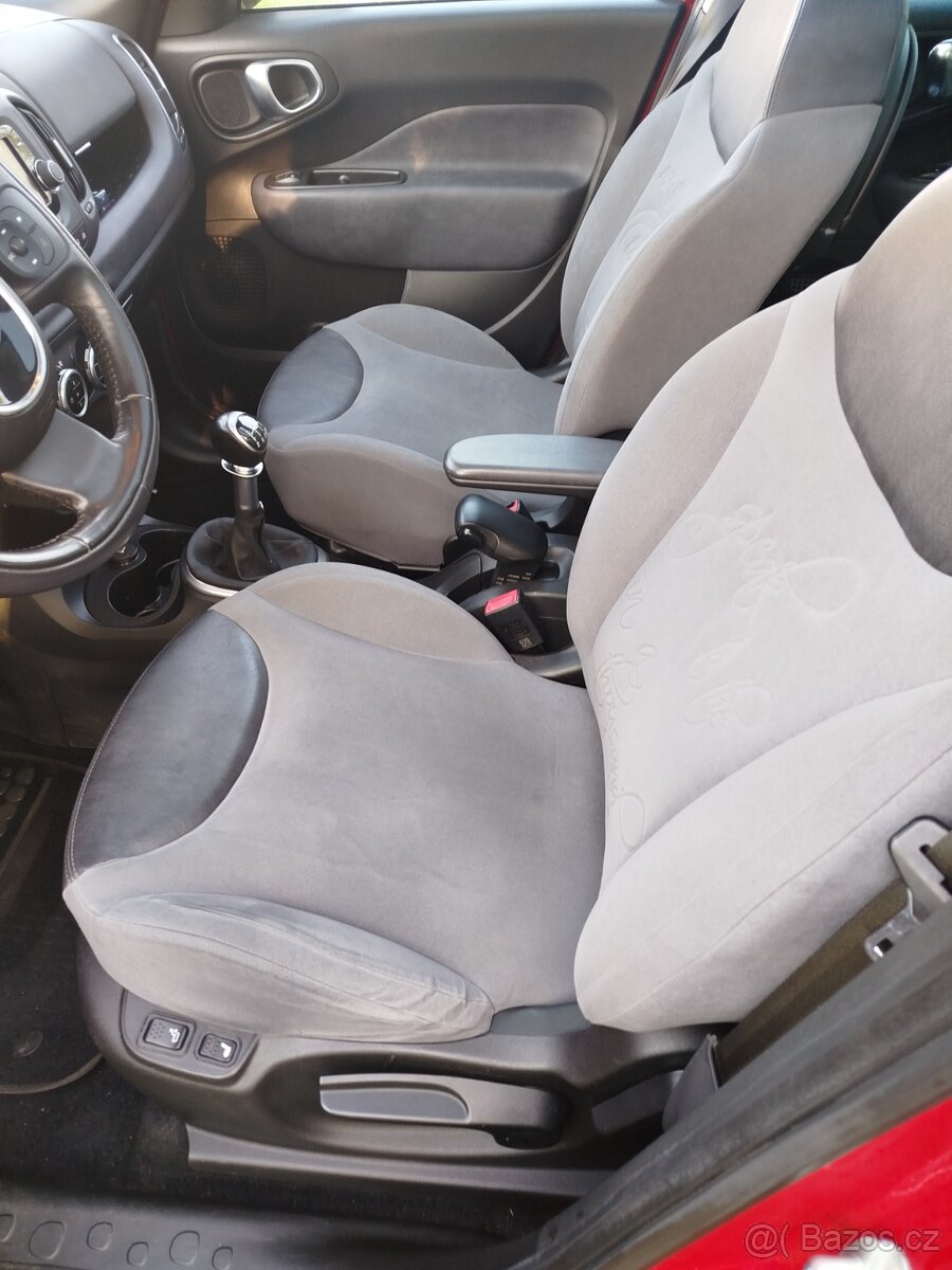 Fiat 500L lounge panorama - 13