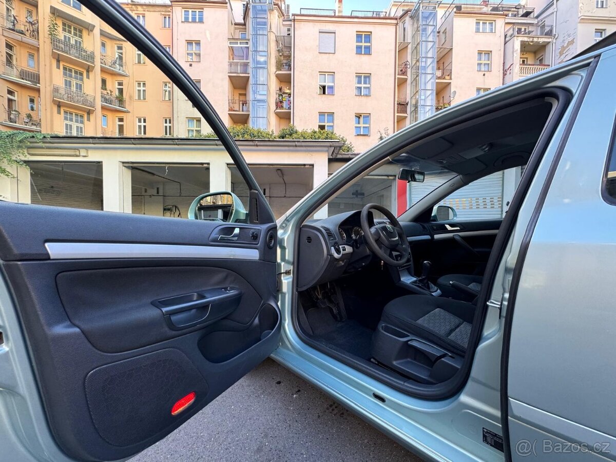 Škoda Octavia II - 13