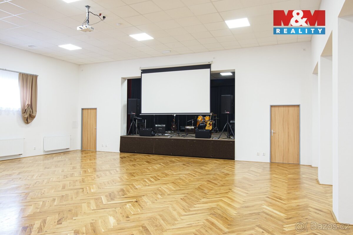 Pronájem komerčního objektu, 635 m², Vřesina - 13