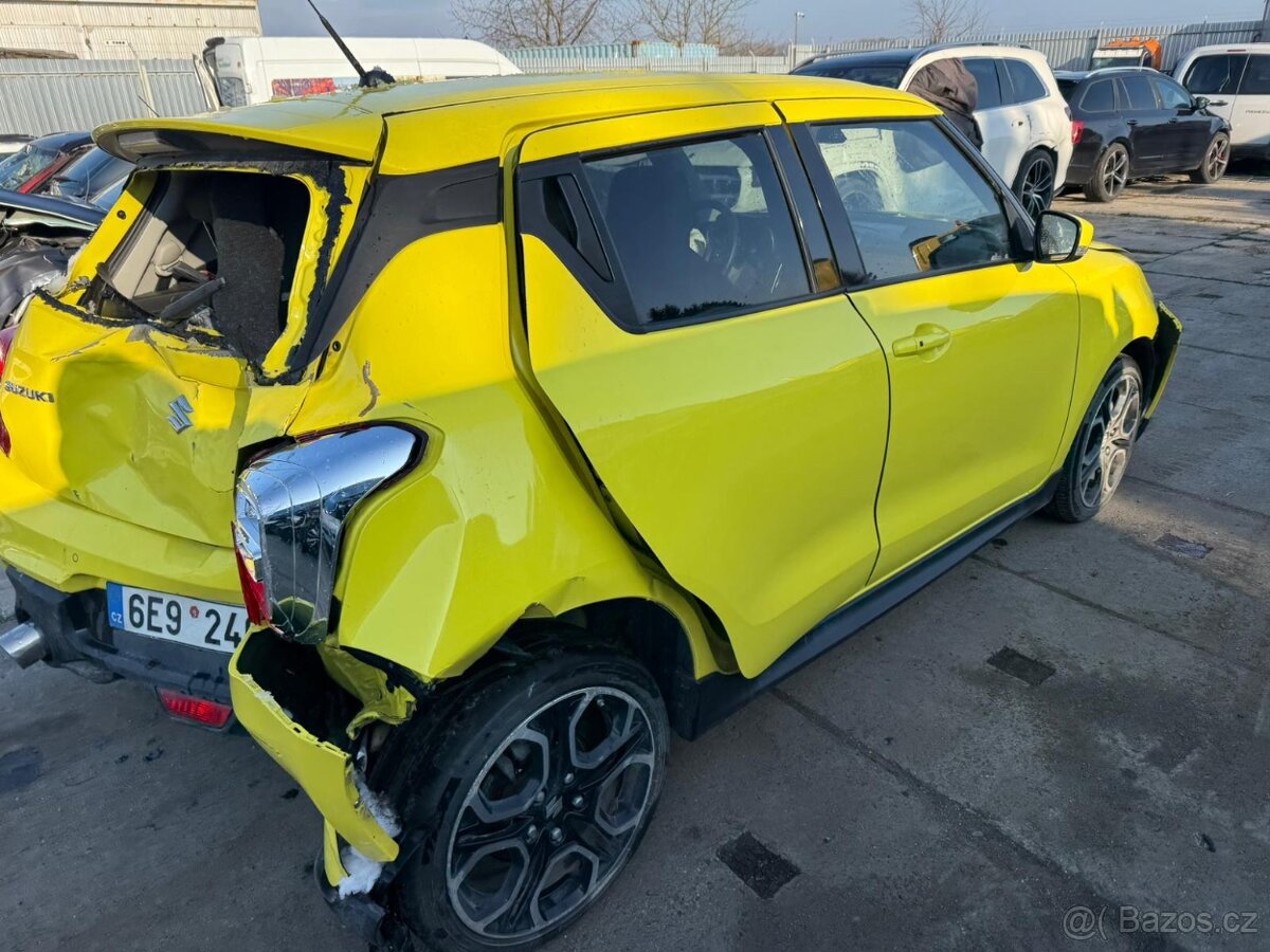 Suzuki swift 1.4 sport Boosterjet 2021 pojizdne - 13
