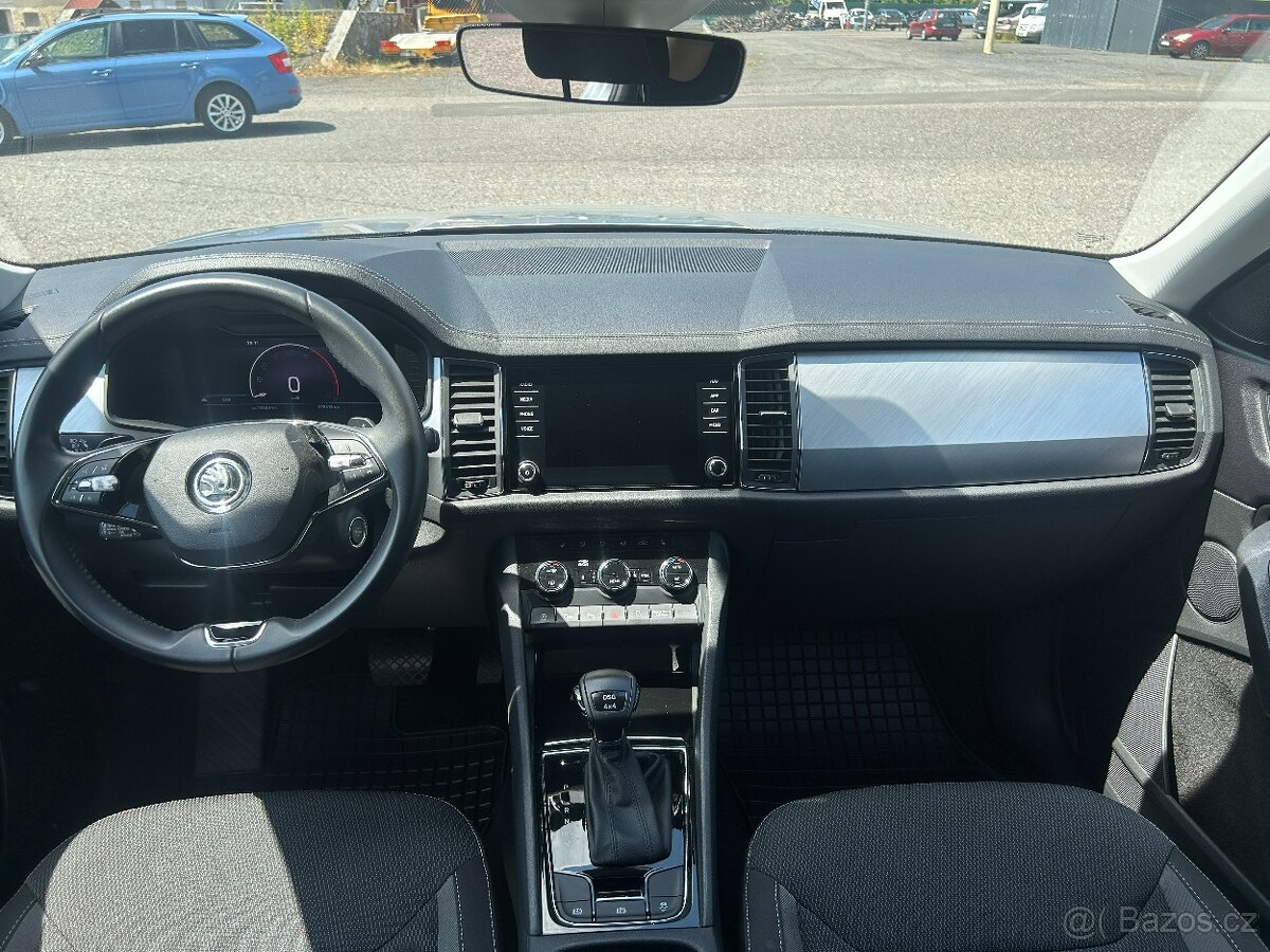 ŠKODA KODIAQ 2,0TDI 110kW - DSG - 4X4 - WEBASTO - CEBIA - 13