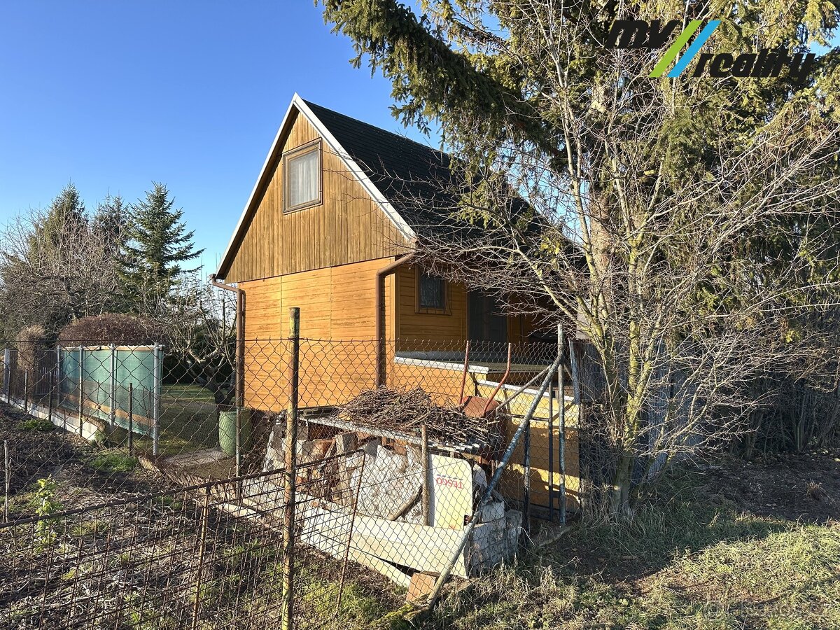 Poděbrady, Prodej chaty 34 m² s pozemkem 157 m2, ev.č. 1975 - 13