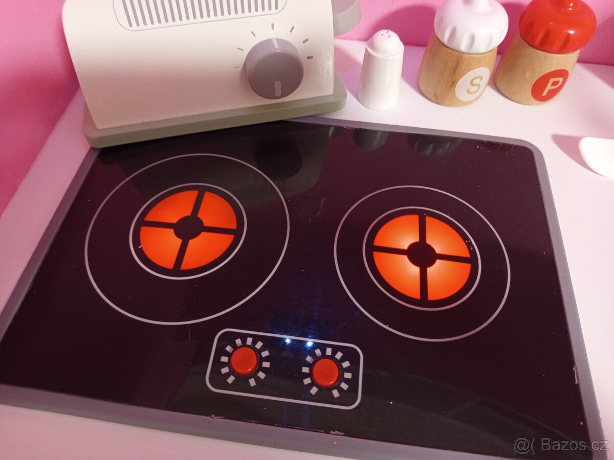 Dětská dřevěná kuchyňka - 13