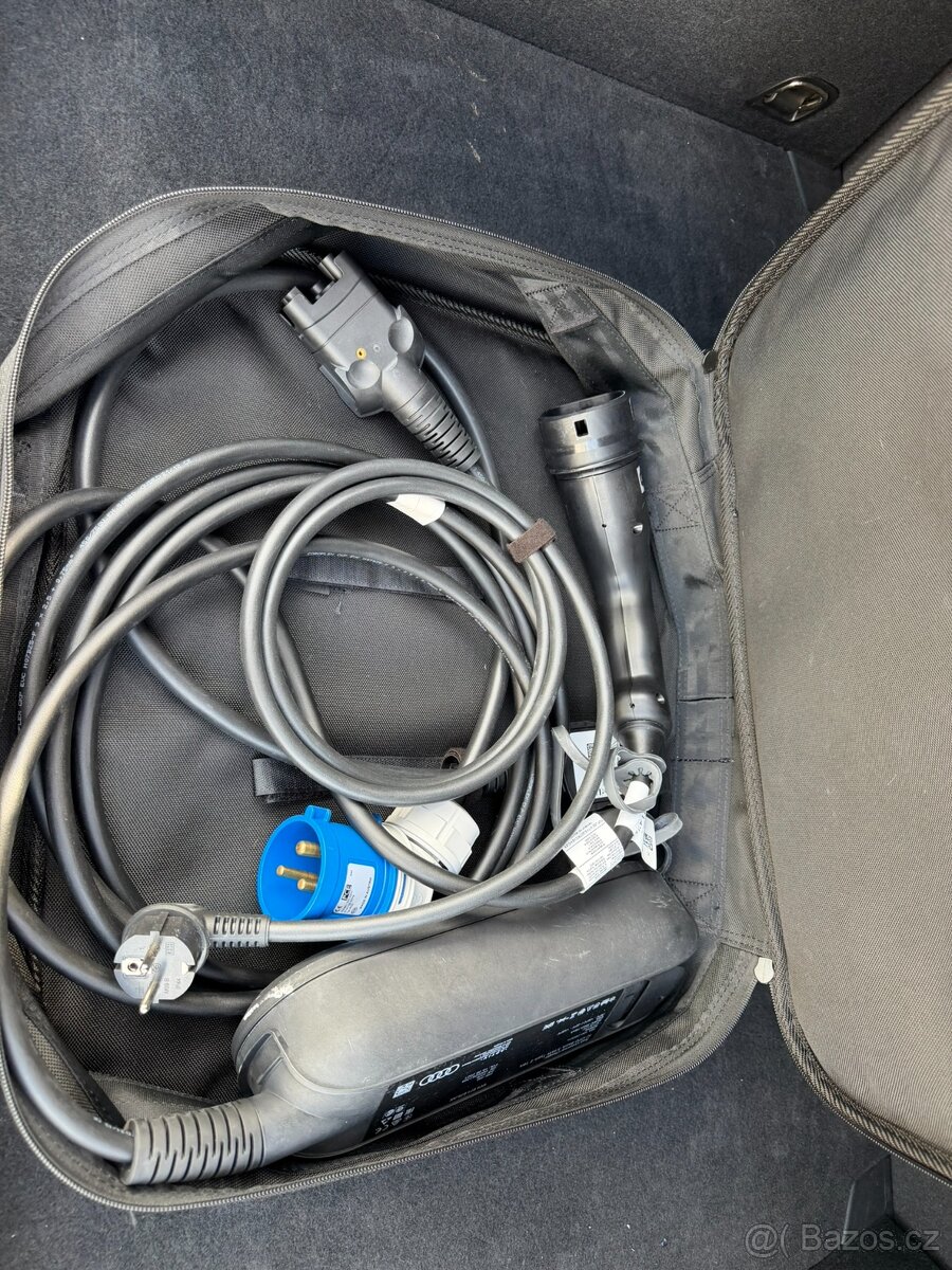 Audi A3, e-tron ACC,SIDE,NAVI,CARPLAY,150kW,59tkm - 13