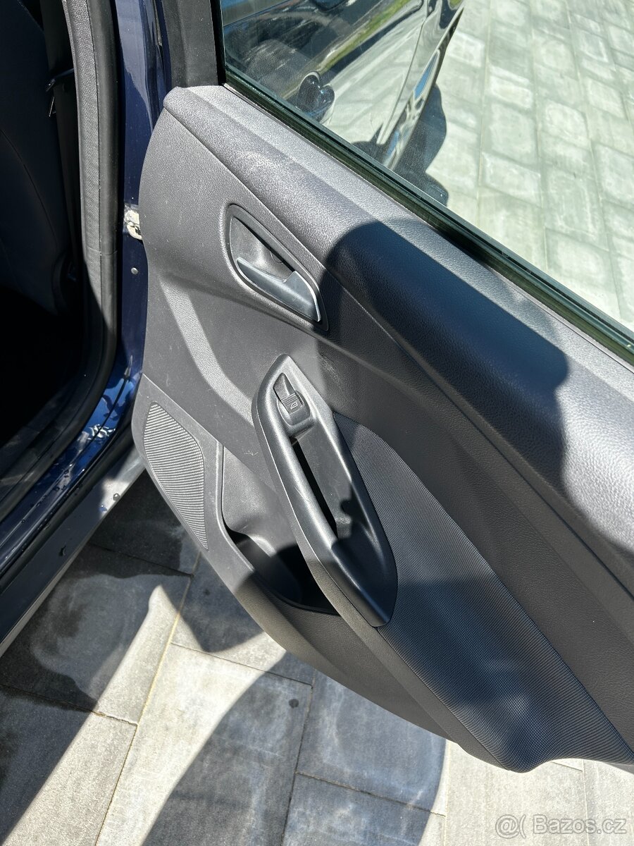 Ford Focus 1.6 TDCi 2011 - 13