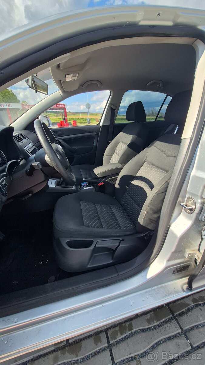 Škoda Octavia II 1.6TDI - 13