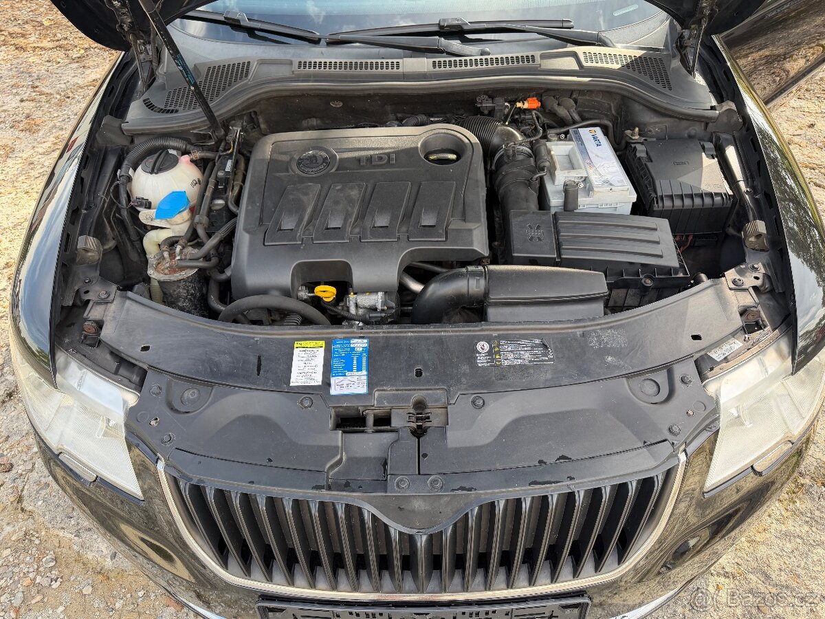 ŠKODA SUPERB II 2.0 TDI DSG COMBI ELEGANCE 2011 - 13