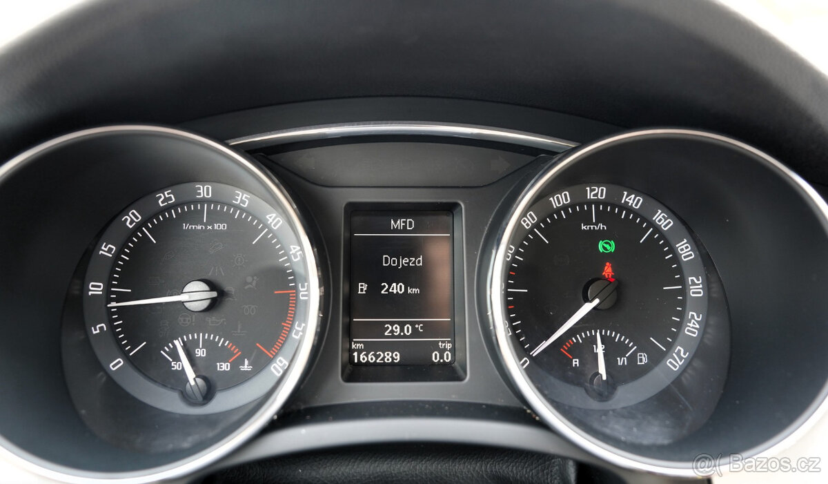Škoda Superb Elegance 2.0 TDI DSG SLEVA - 13