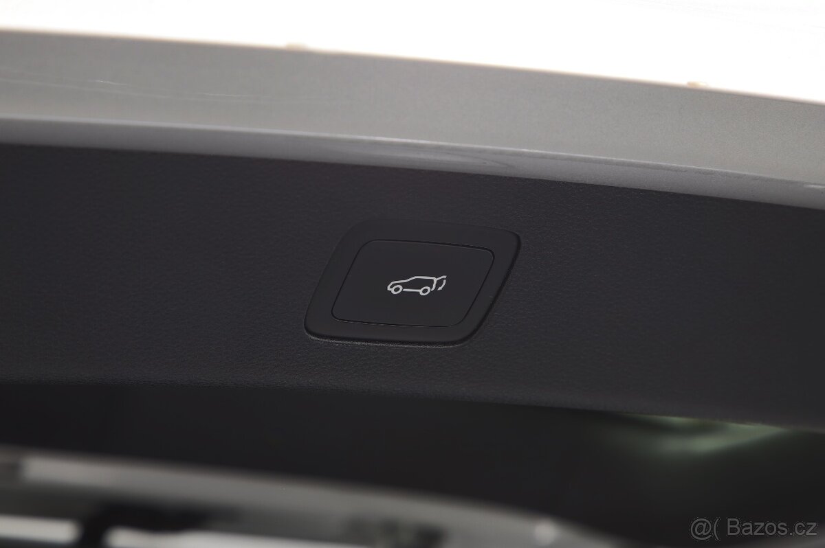 MG EHS PHEV Luxury 1.5 190kW Panorama - záruka Autodraft - 13