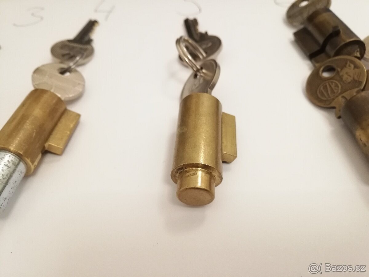 Zámek řízení sedla FAB Jawa ČZ kývačka pionýr 125 175 250 - 13