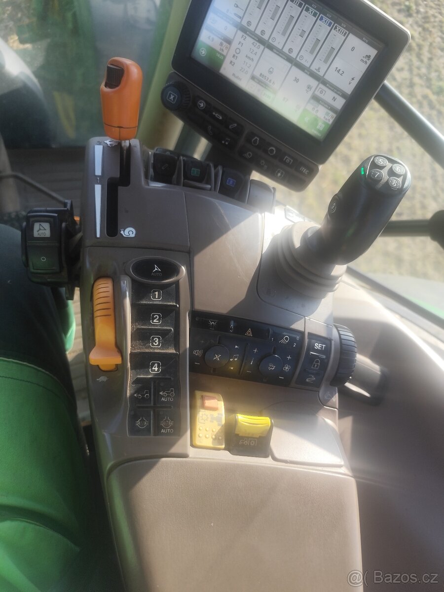 John Deere 6175R - 13