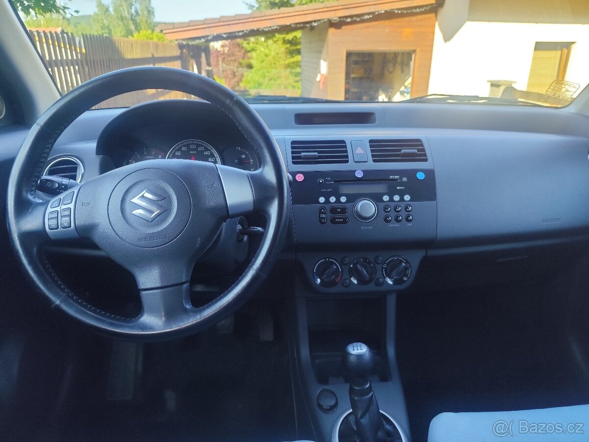 Suzuki Swift - 13