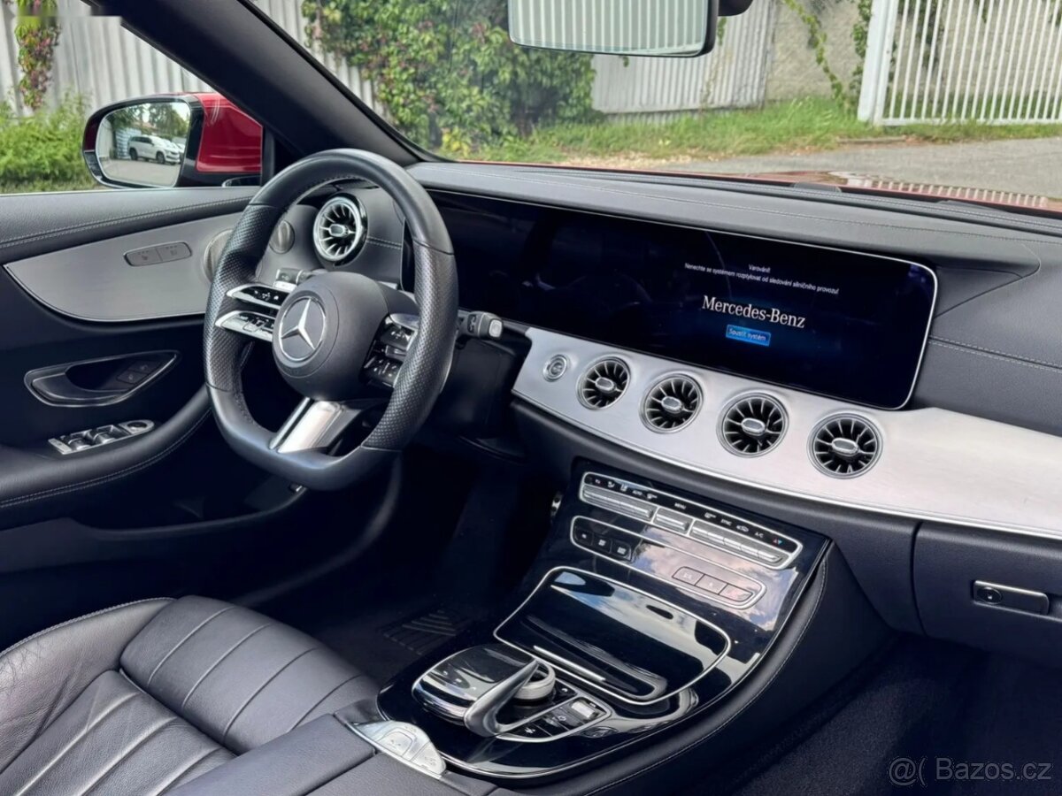 Mercedes-Benz Třídy E, 200 Cabrio - 13