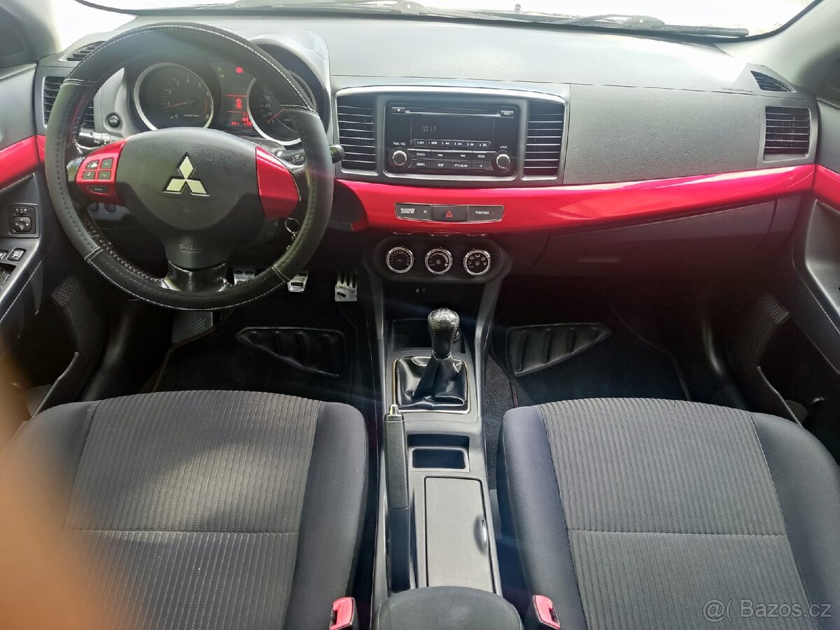 Mitsubishi Lancer Sportback 1.6i Mivec - 13