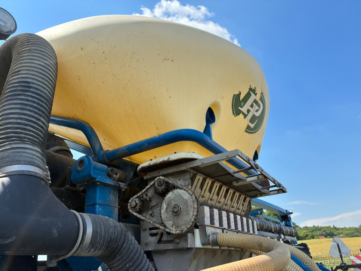 KINZE 3600 - 13