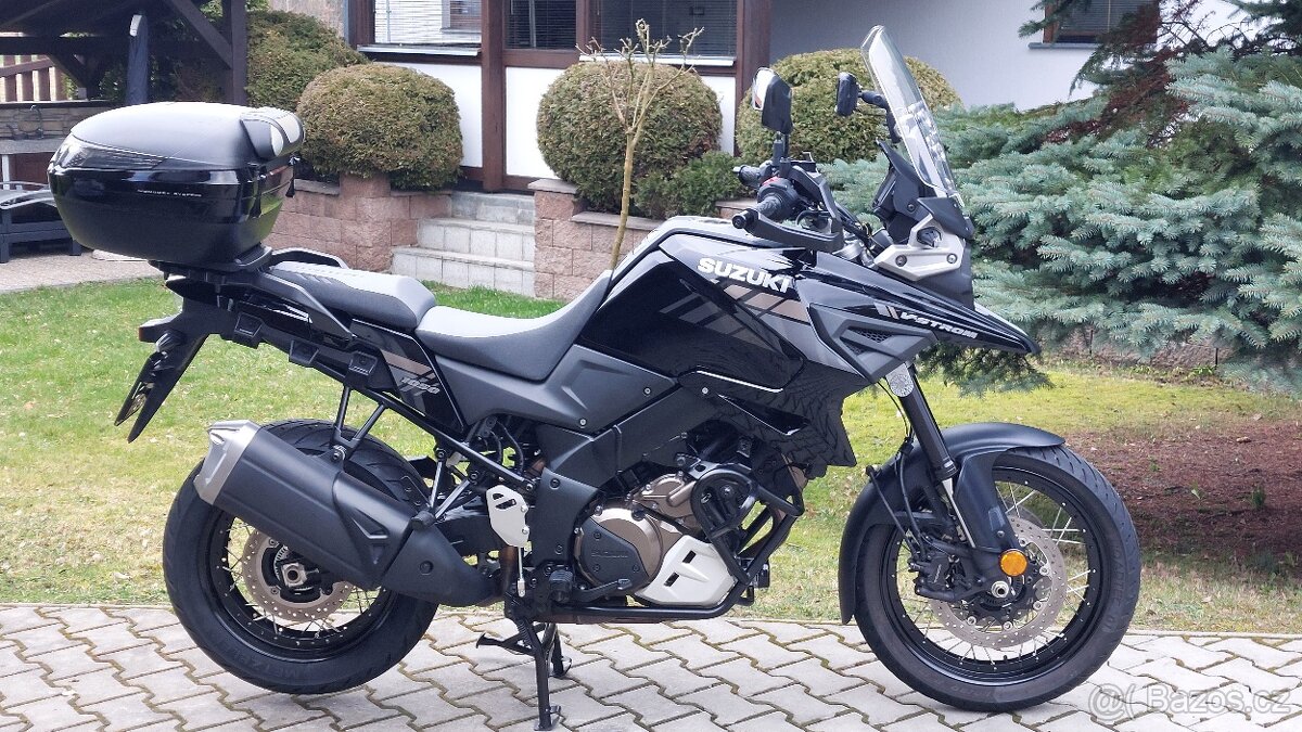 Suzuki DL 1050 XT V-Strom - 1. majitel, Top stav - 13