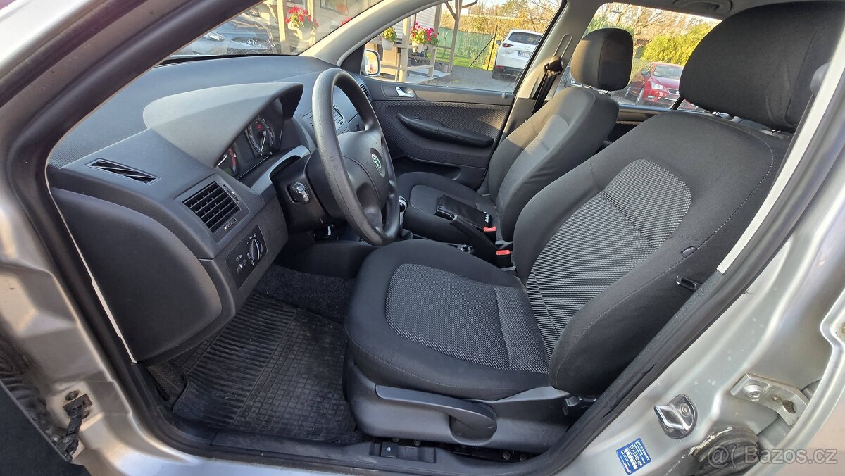 ŠKODA FABIA KOMBI 1.4 16V AMBIENTE 1MAJITEL - 13