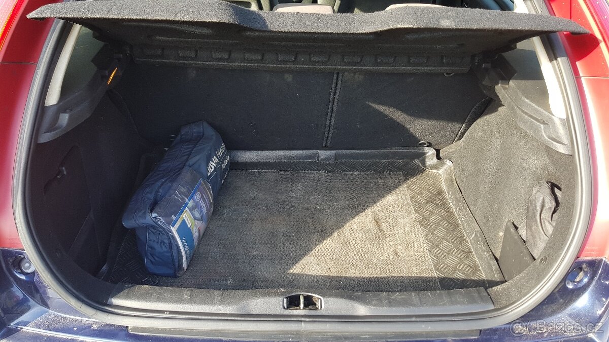 Citroen C4 2005 2.0HDI RHR Exclusive - 13