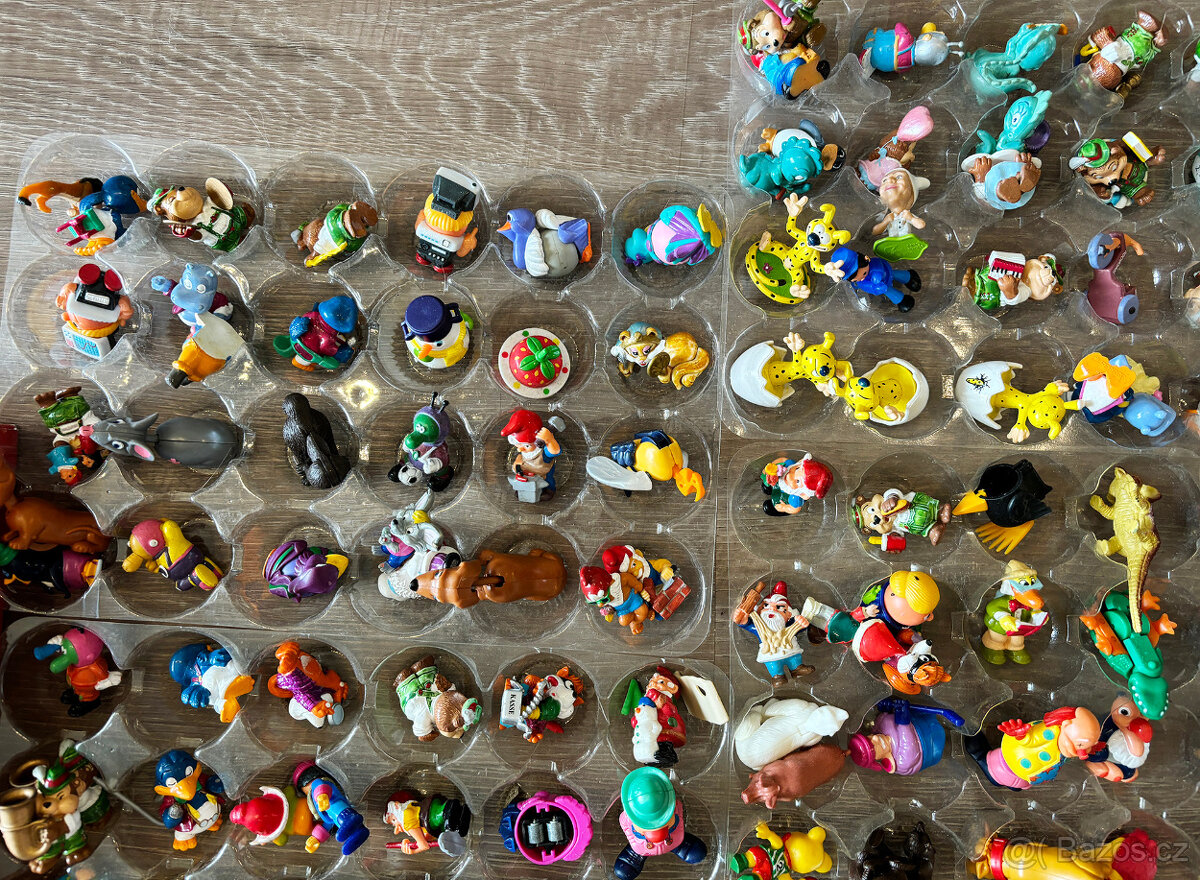 Velká sbírka figurek z Kinder vajíček - 790 kusů - 13