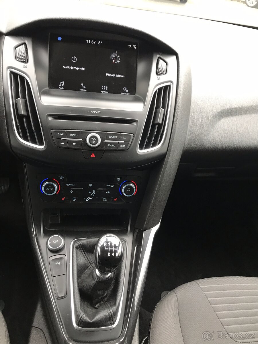 Ford Focus - 13